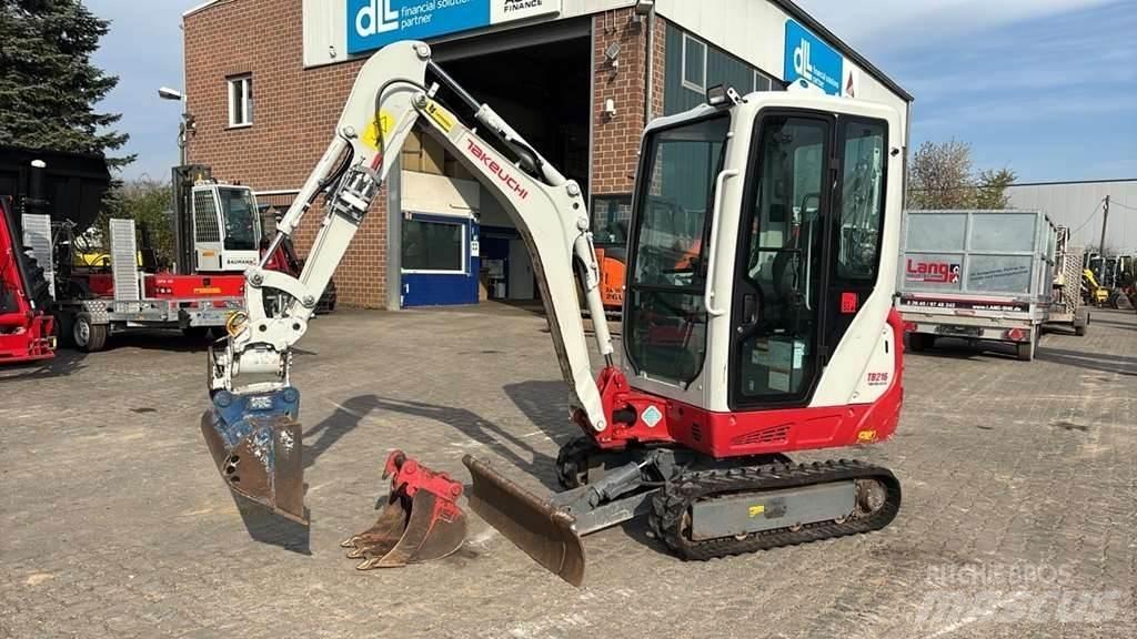 Takeuchi TB216 Mini kotrók < 7t