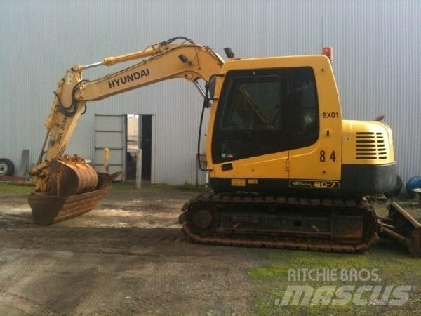Hyundai R80-7 Közepes (midi) kotrók 7 t - 12 t