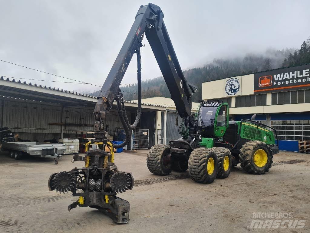 John Deere 1470G Betakarítók