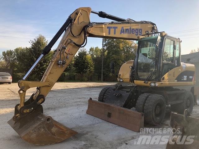 CAT M 315 D Gumikerekes kotrók