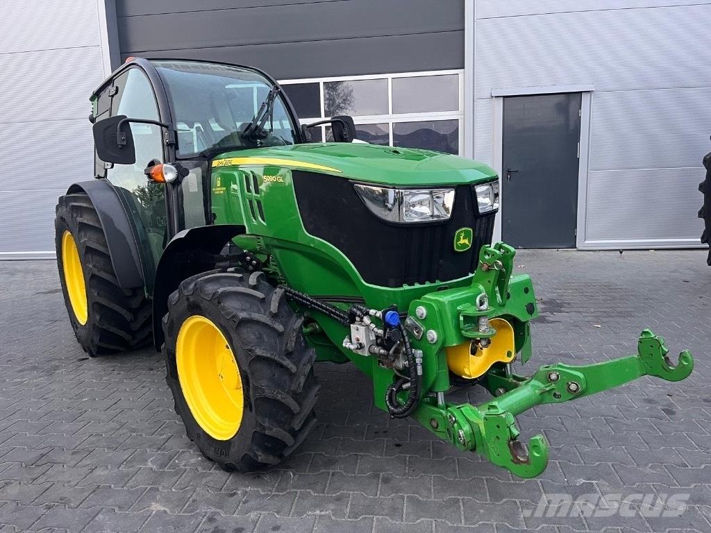 John Deere 5090 GL Traktorok