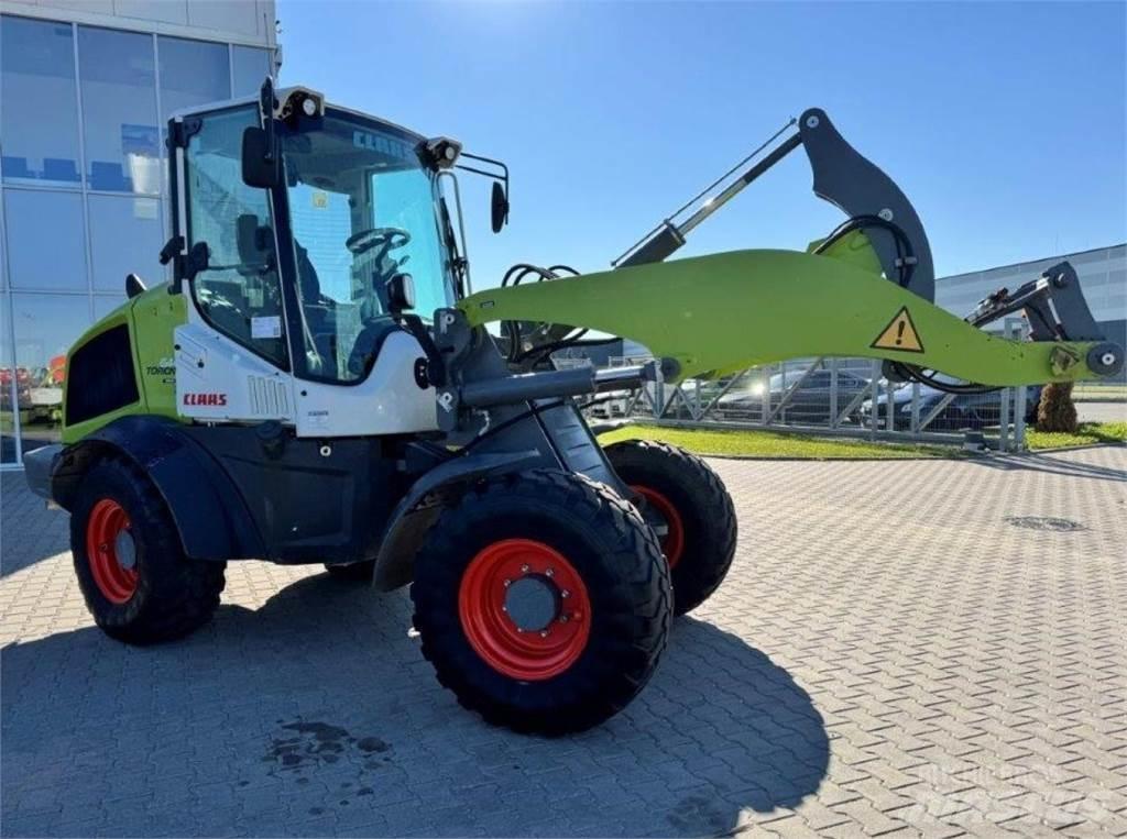 CLAAS Torion 644 Gumikerekes homlokrakodók