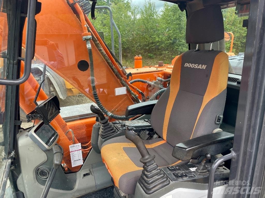 Doosan DX 180 LC-3 Lánctalpas kotrók