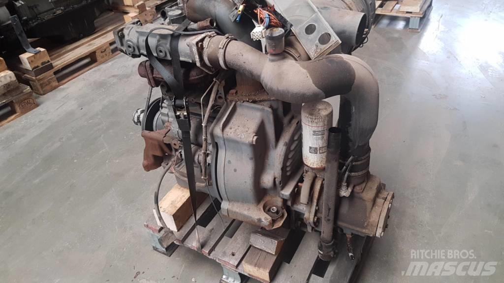 Deutz F2M2011 Motorok