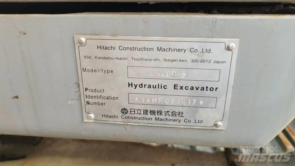 Hitachi EX 200-5 Lánctalpas kotrók