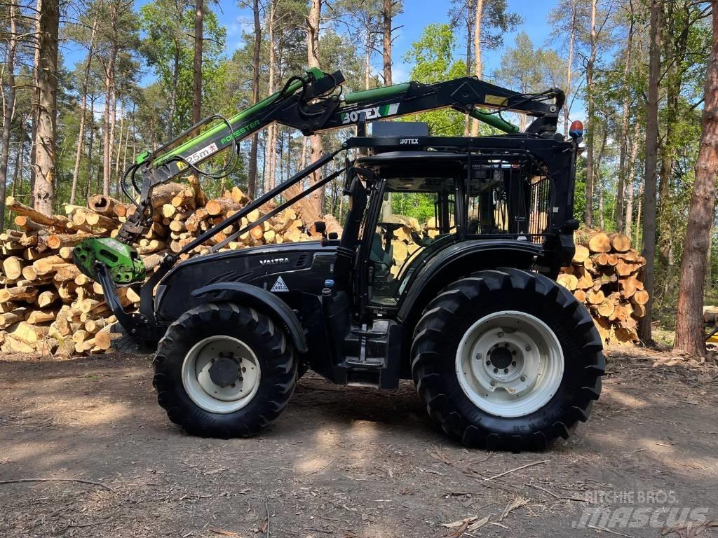 Valtra T183 Vesu Traktorok