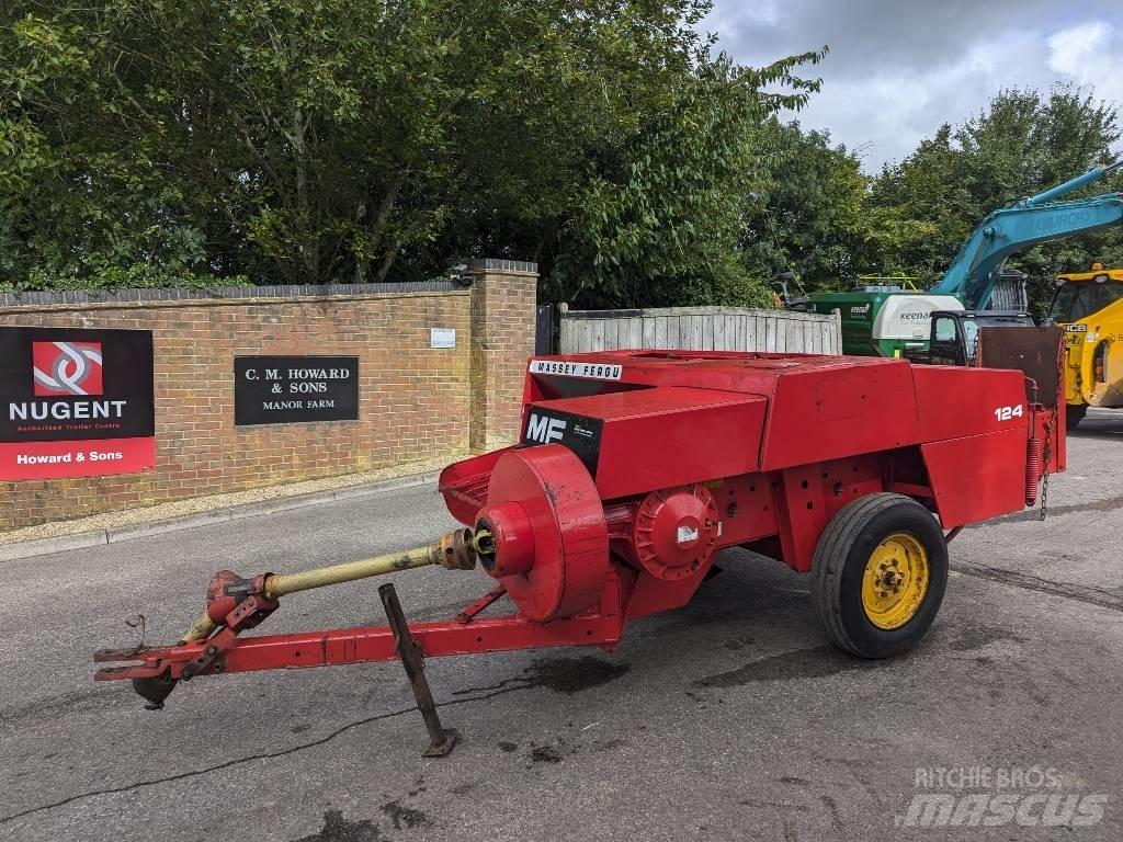 Massey Ferguson 124 Szögletes bálázók