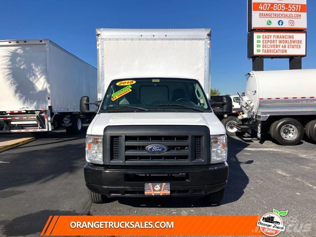 Ford E 350 SD Dobozos teherautók
