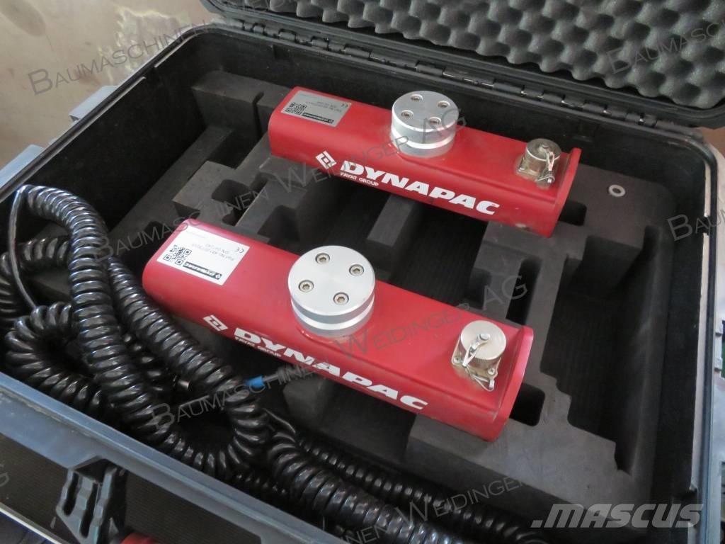 Dynapac SD 2500 CS Aszfalt terítõ gépek