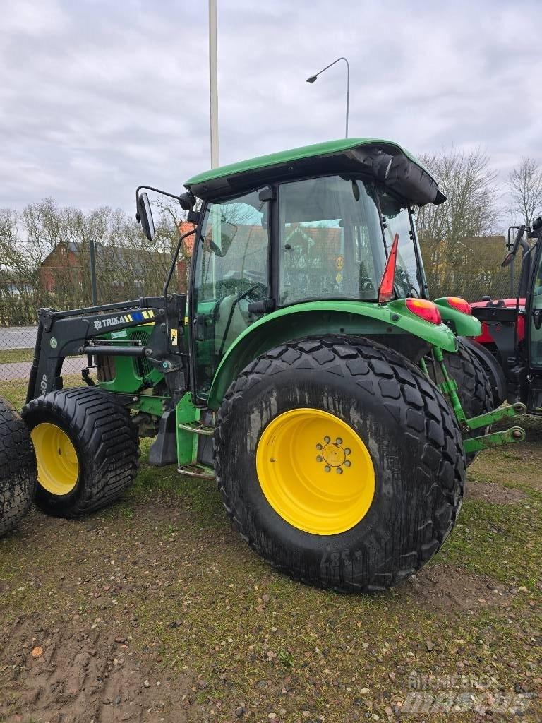 John Deere 5620 Traktorok