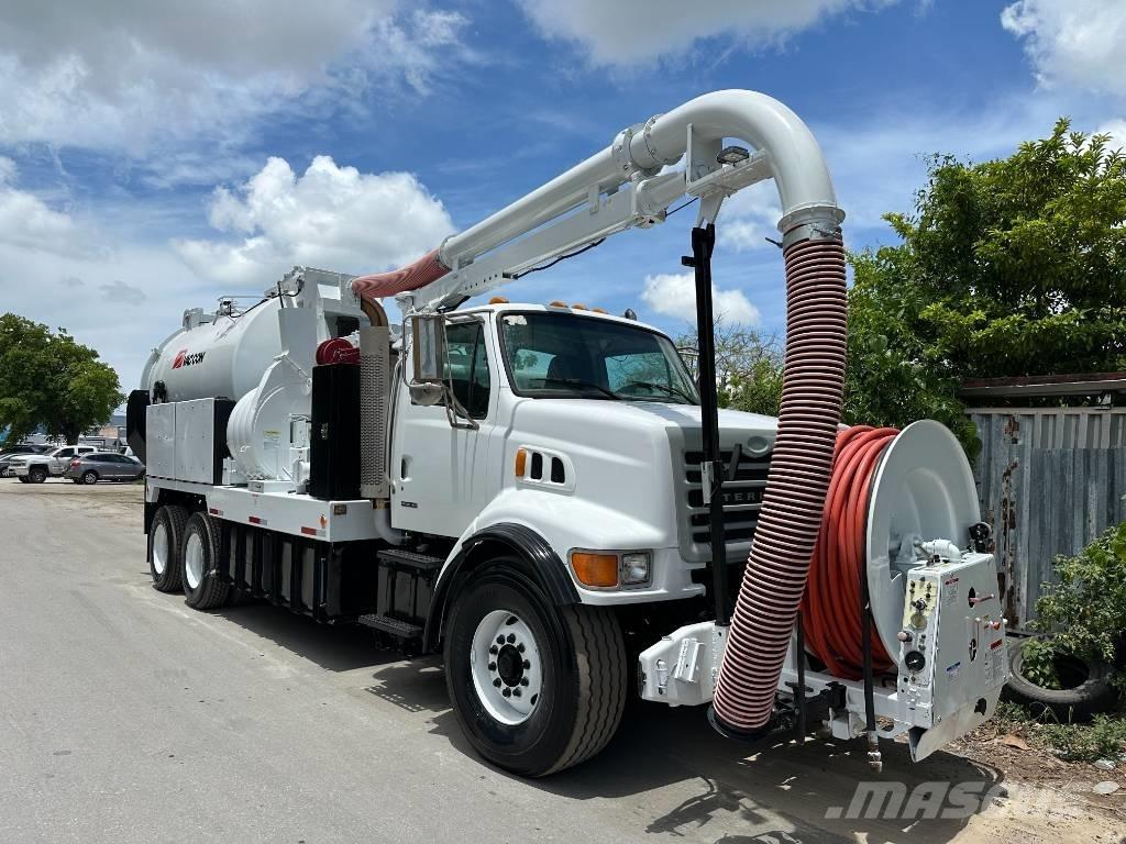 Sterling L 9500 Vákuum teherautok