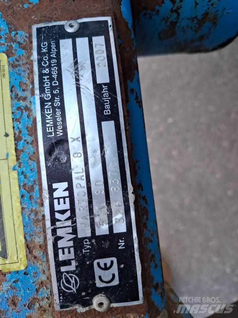 Lemken Vari-Opal 8 X Váltvaforgató ekék