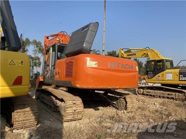 Hitachi ZX250 Lánctalpas kotrók