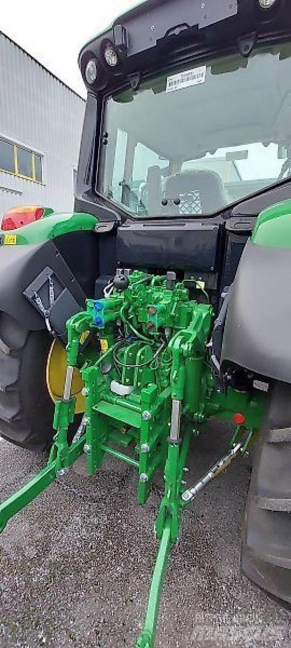 John Deere 6090m Traktorok