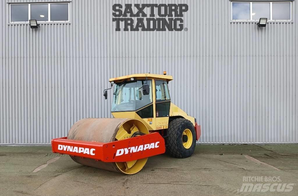 Dynapac CA302 D, Vält Egydobos hengerek