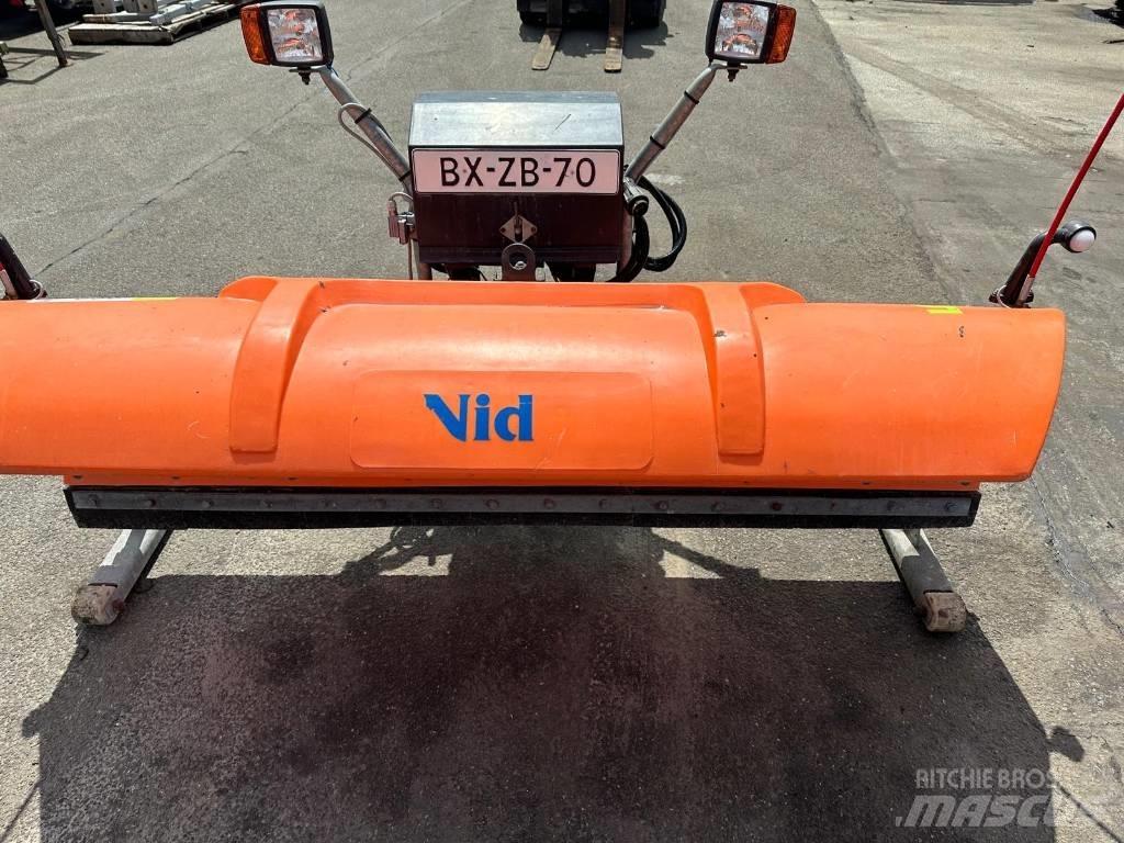 Schmidt SNK24.1 Hóeltakarítók