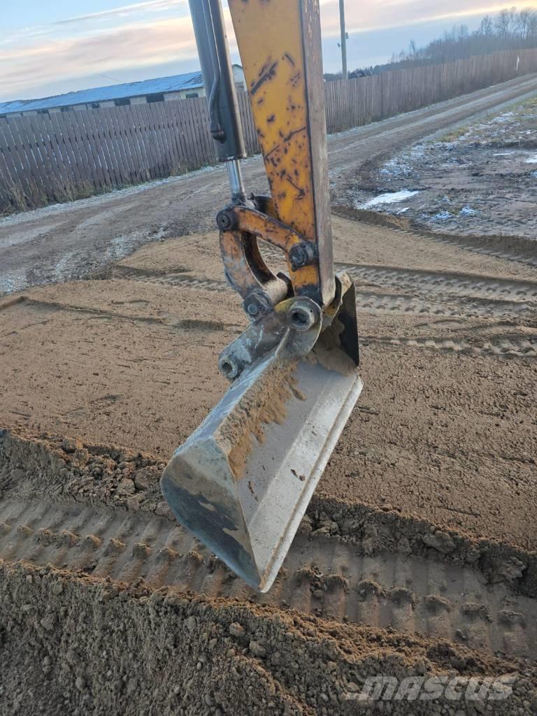 Nissan Hanix n2602 Mini kotrók < 7t