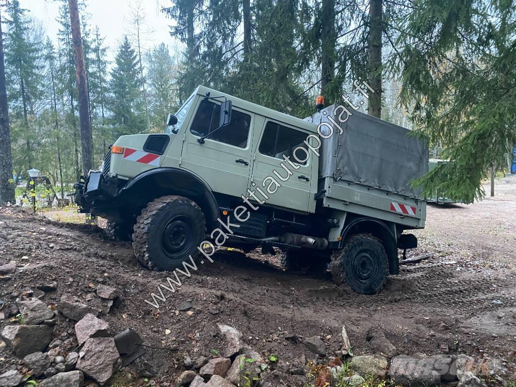 Unimog U 1250L DoKa Elhúzható ponyvás