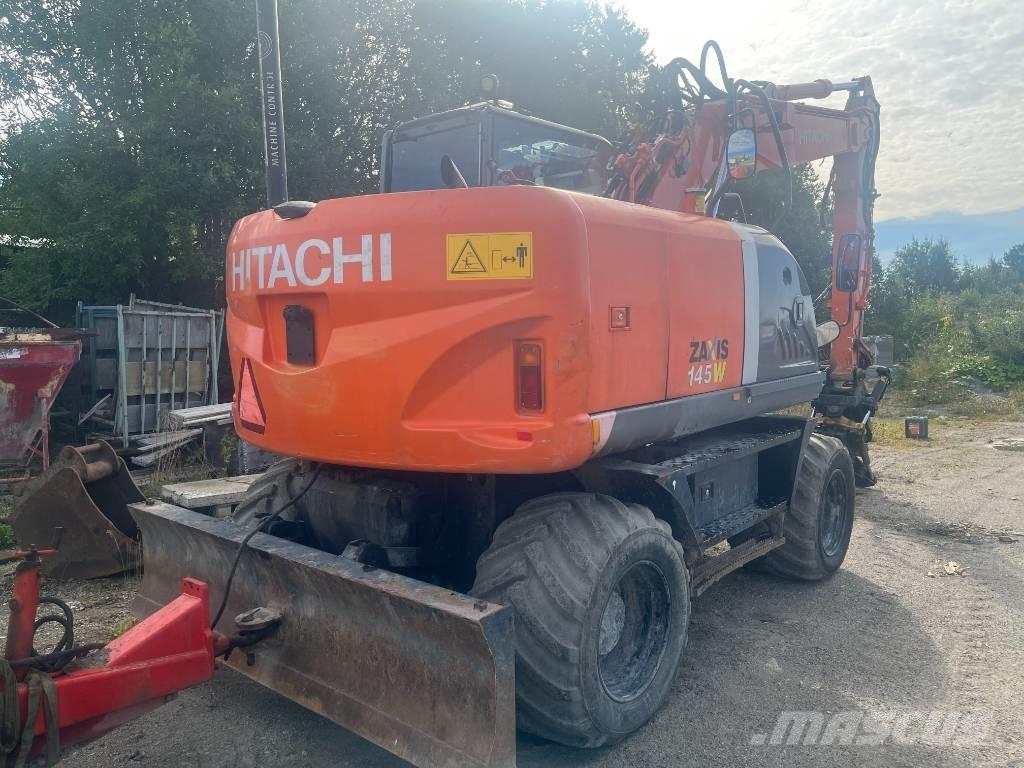 Hitachi ZX 145 W-3 Gumikerekes kotrók