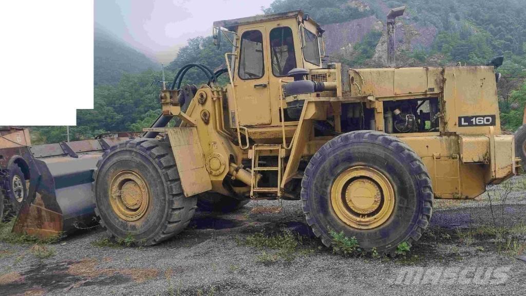 Volvo L 160 Gumikerekes homlokrakodók