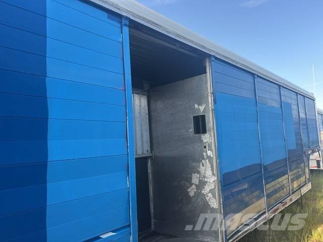 Mickey 16 Bay Italszállító pótkocsik