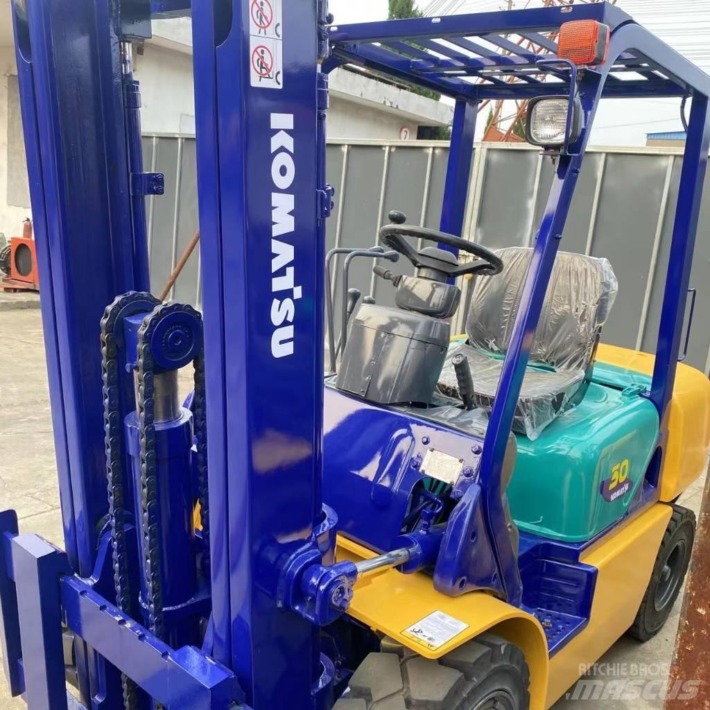 Komatsu FD 30 T-14 Dízel targoncák
