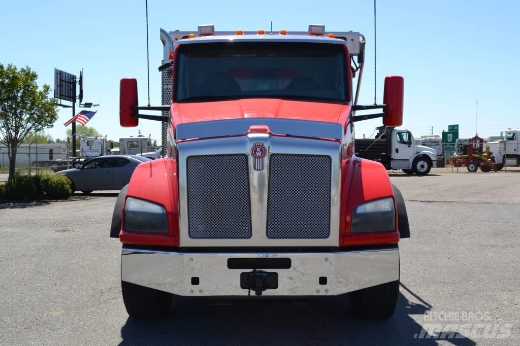 Kenworth T 880 Billenő teherautók