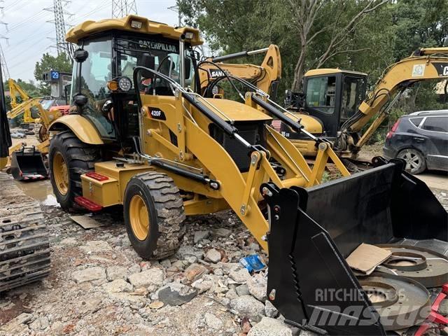 CAT 420 F Kotrórakodók