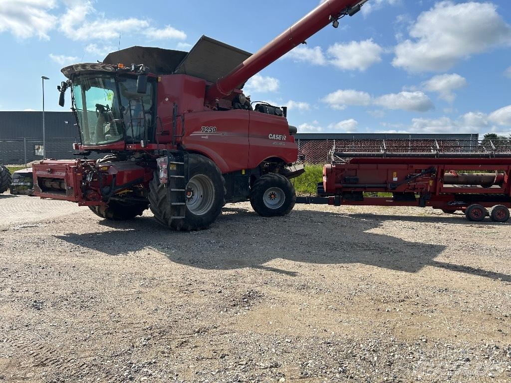 Case IH 7250 Kombájnok