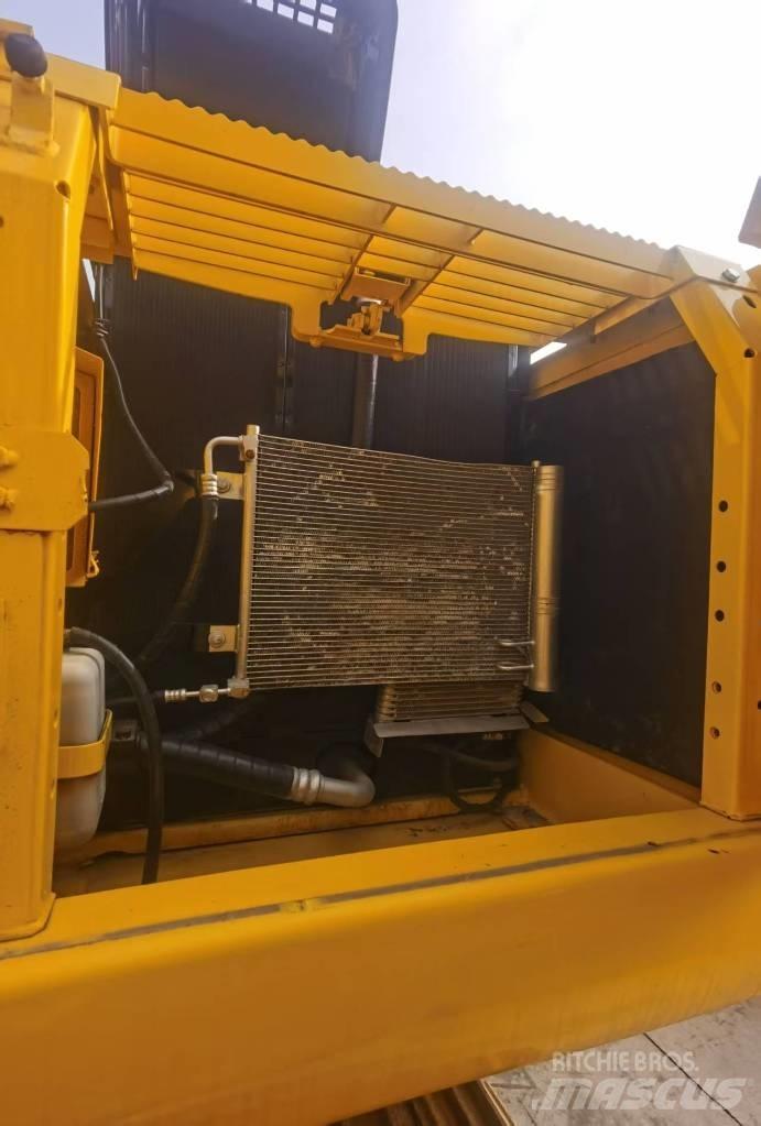 Komatsu pc220-8 Lánctalpas kotrók