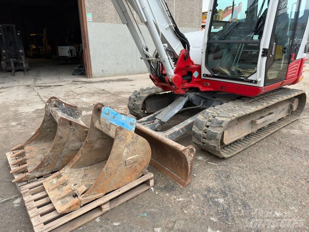 Takeuchi TB290 Lánctalpas kotrók