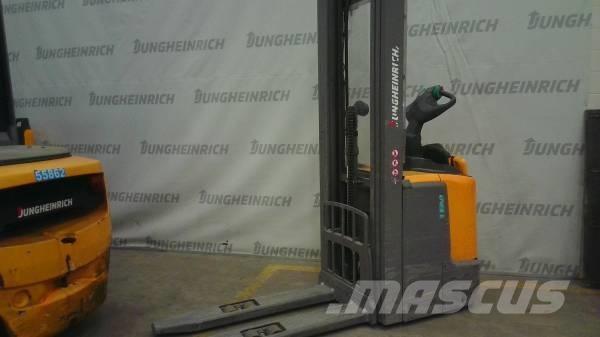 Jungheinrich ERC 214 Elektromos gyalogkíséretű targoncák