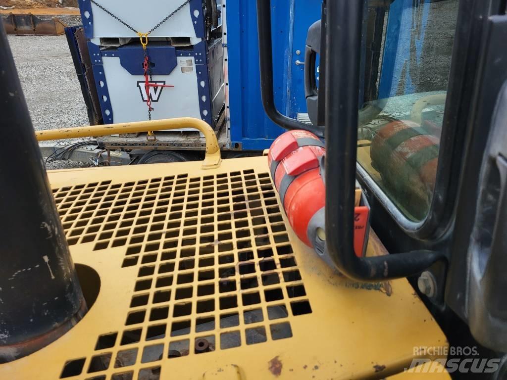 CAT D 8 T lánctalpas dózerek