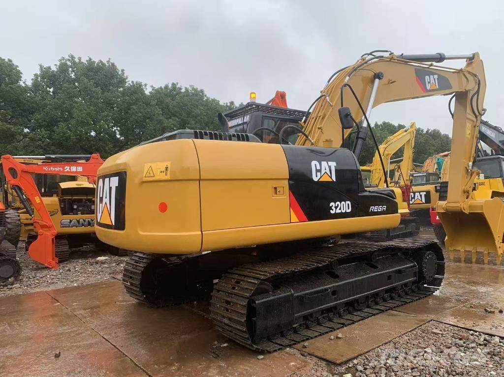 CAT 320 D Lánctalpas kotrók