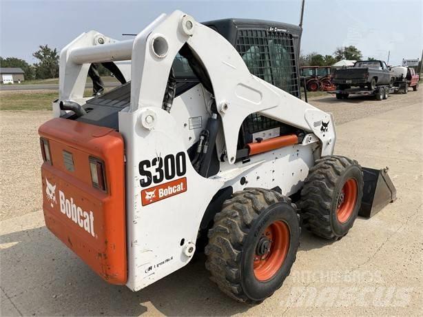 Bobcat S 300 Kompaktrakodók
