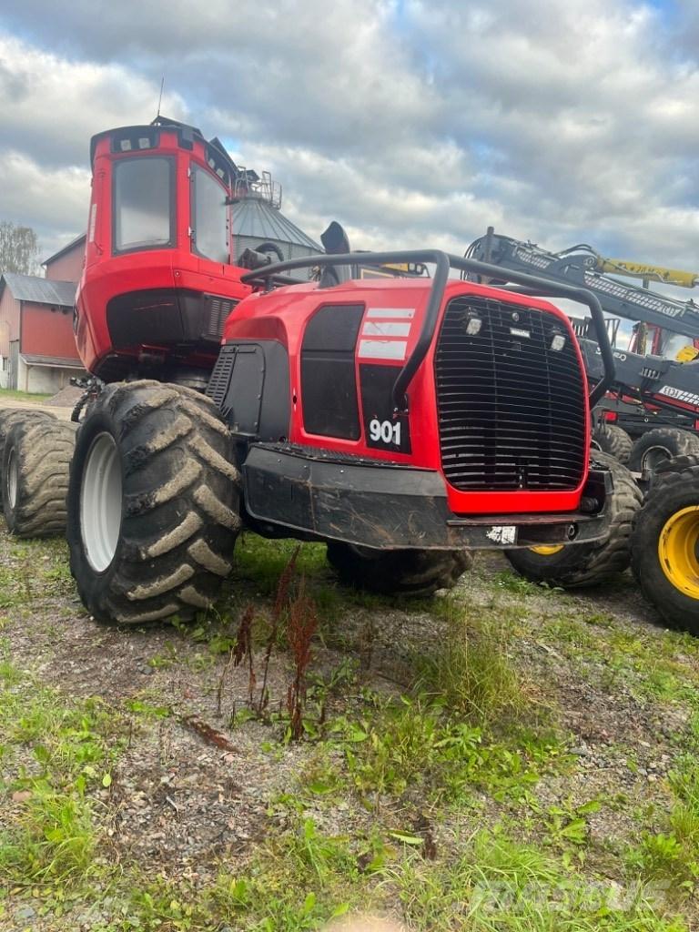 Komatsu XH901-5 Betakarítók