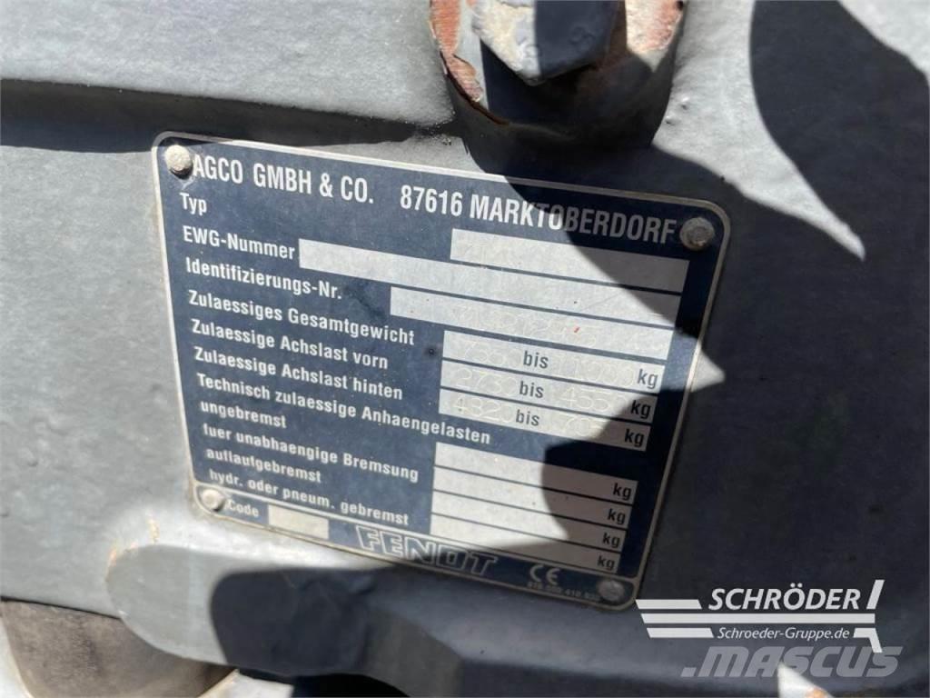 Fendt 714 VARIO Traktorok