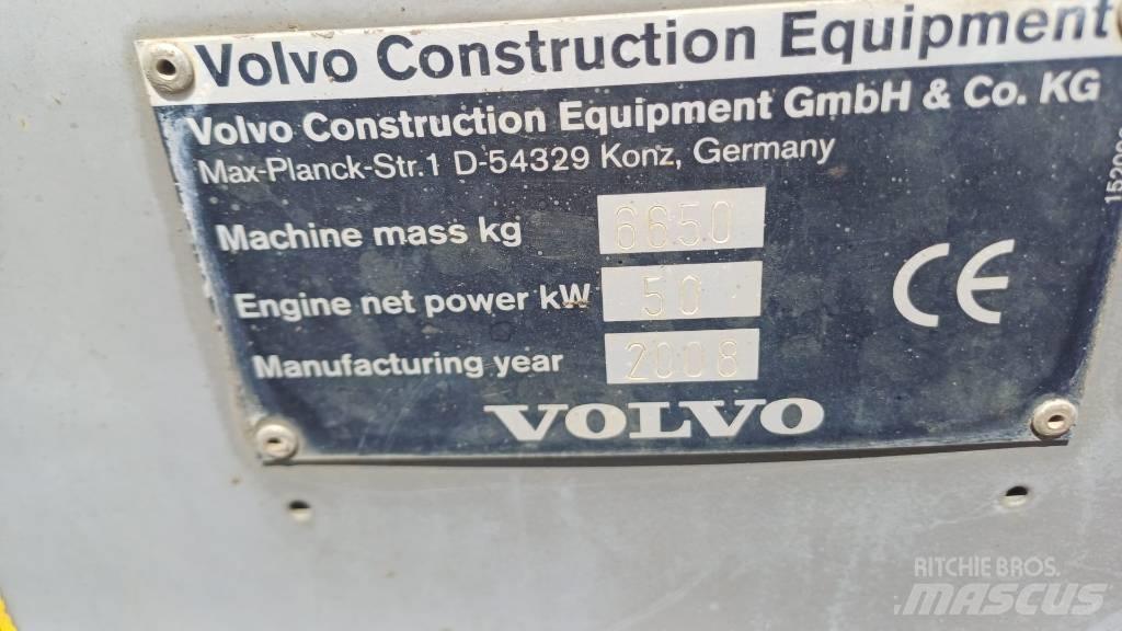 Volvo L 30 B Gumikerekes homlokrakodók