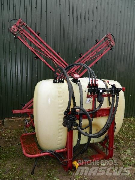 Hardi 900 Vontatott trágyaszórók