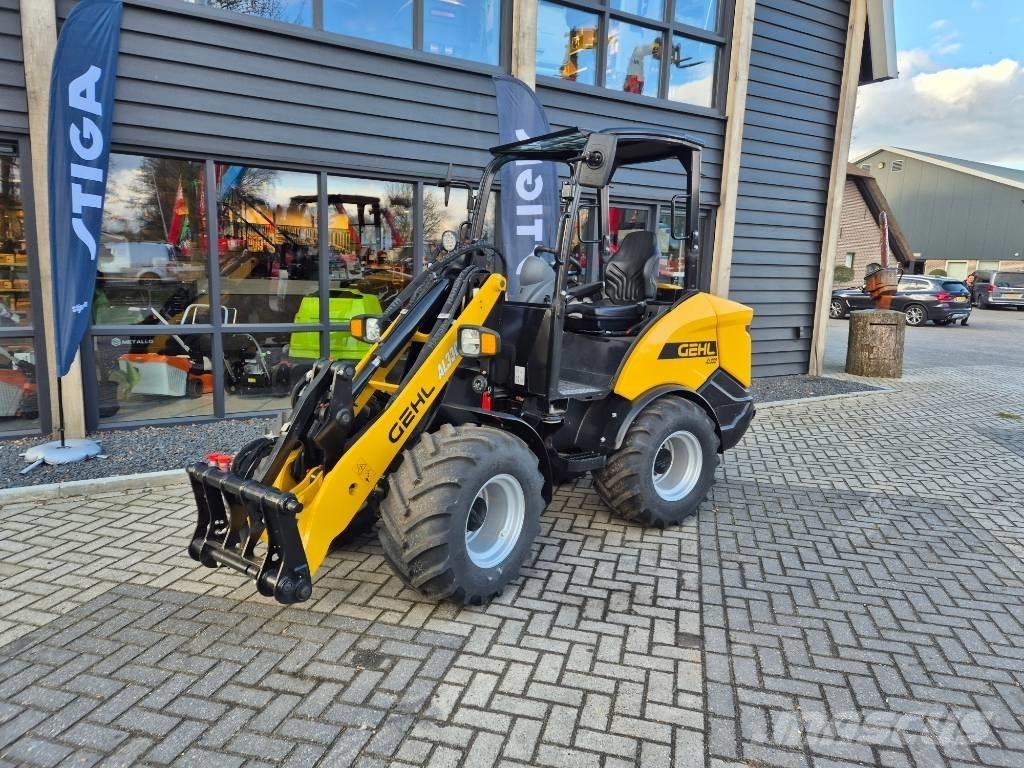 Gehl AL330 Mini homlokrakodók
