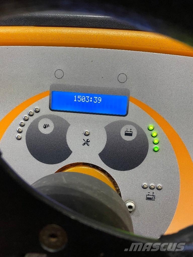 Taski 2100 Scrubber dryers