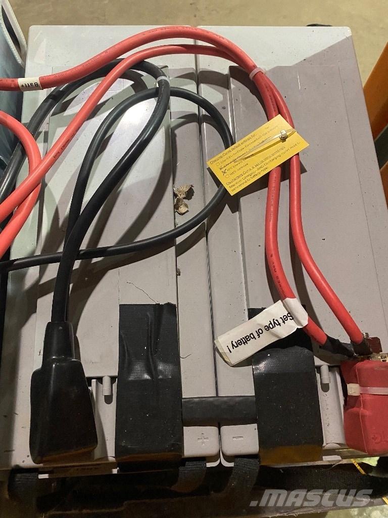 Taski 2100 Scrubber dryers