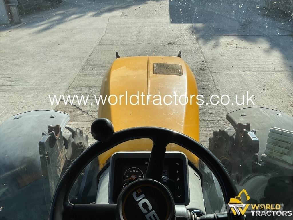 JCB Fastrac 4220 Traktorok