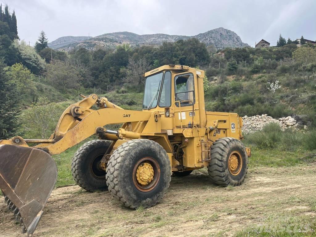 CAT 950B Gumikerekes homlokrakodók