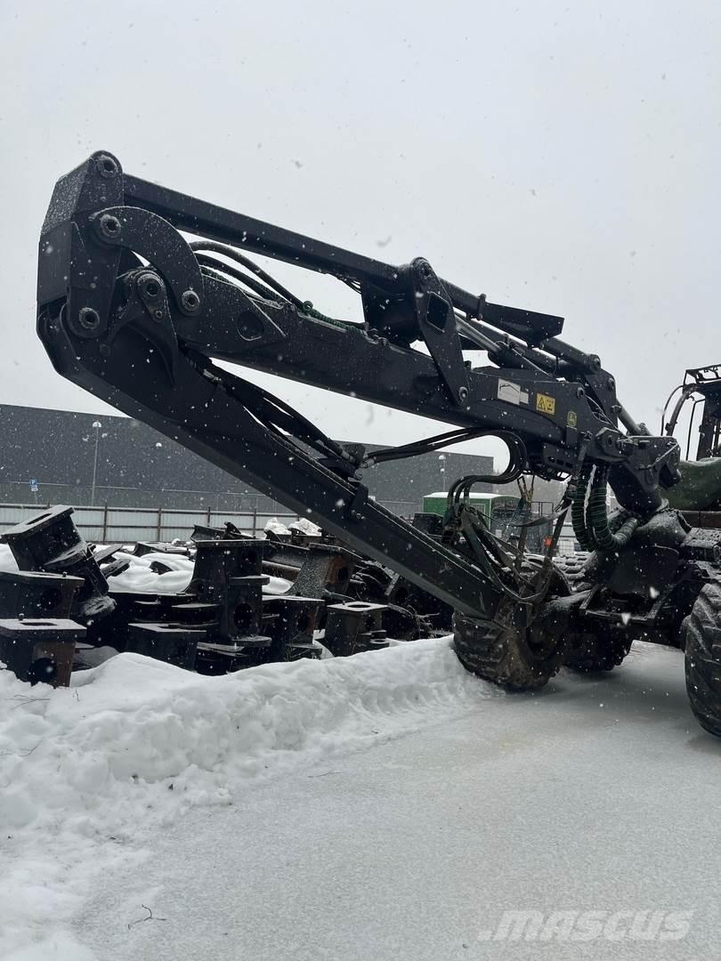 John Deere 1270G Betakarítók