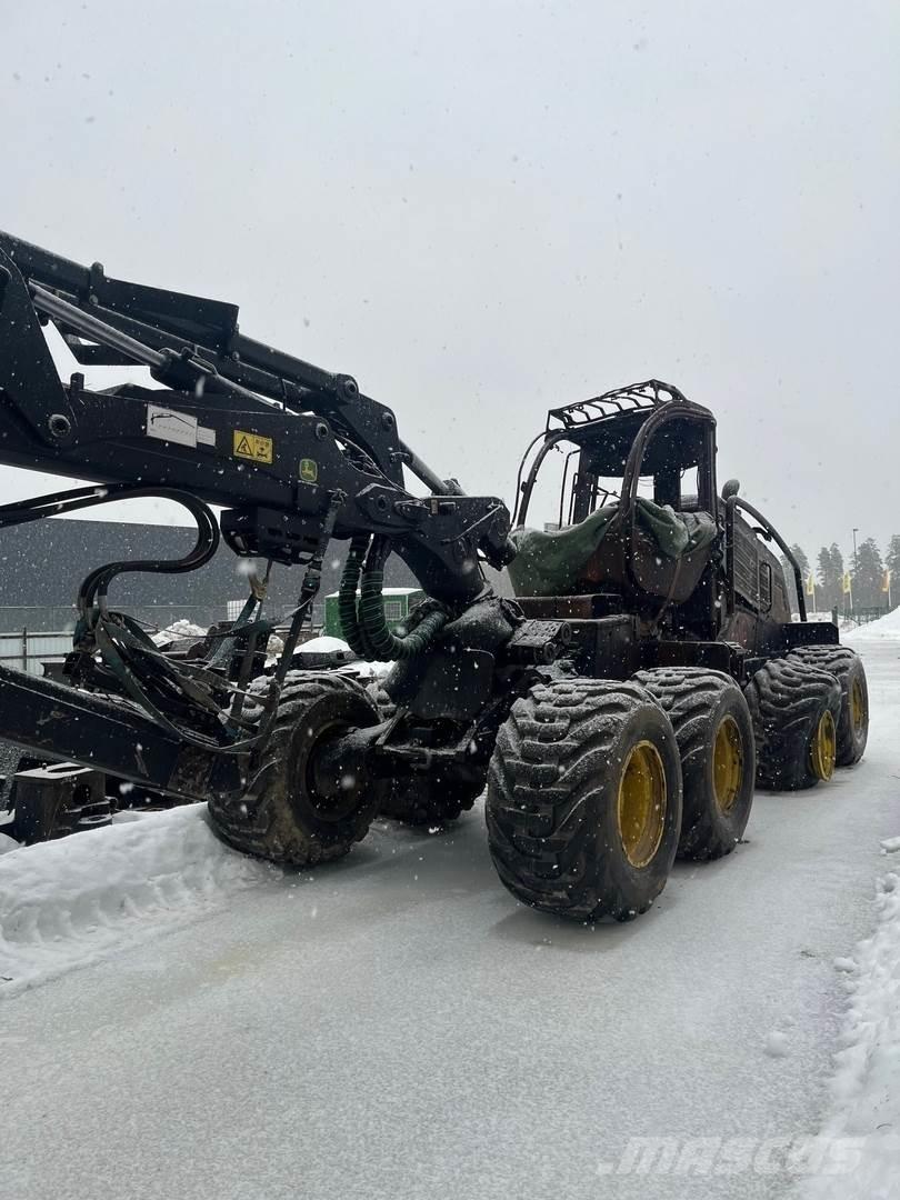 John Deere 1270G Betakarítók