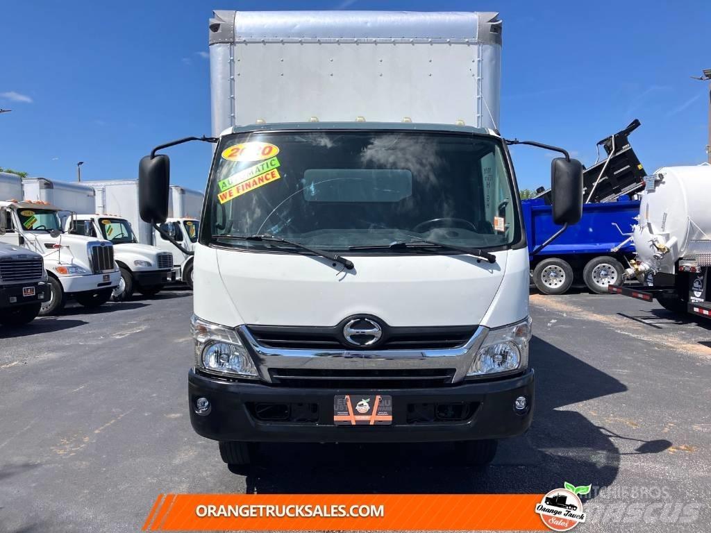 Hino 195 Dobozos teherautók