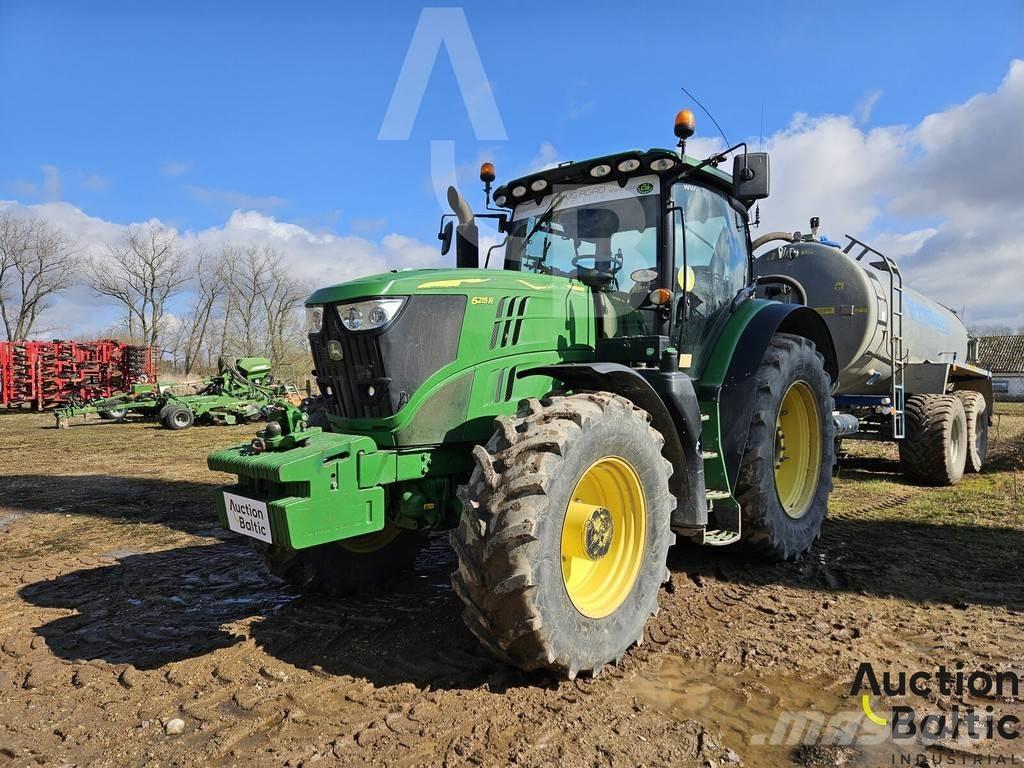 John Deere 6215 R Traktorok