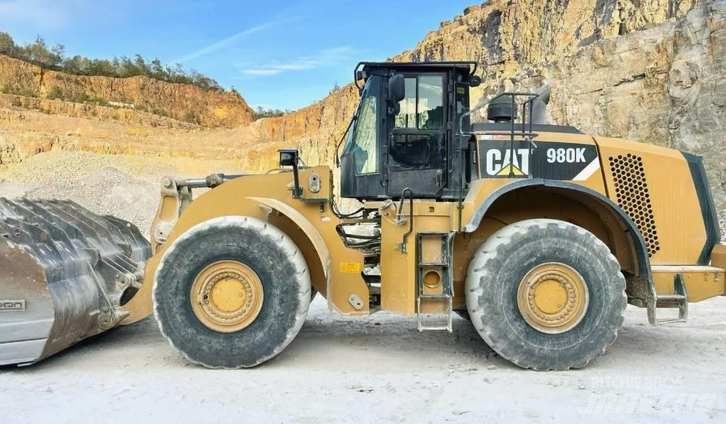 CAT 980 K Gumikerekes homlokrakodók