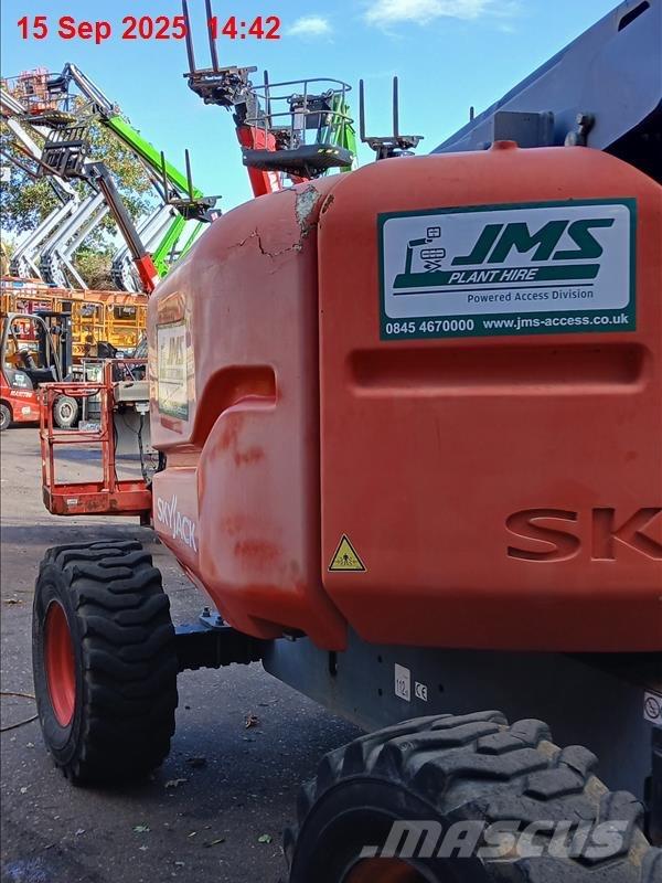 SkyJack SJ 63 AJ Karos emelők